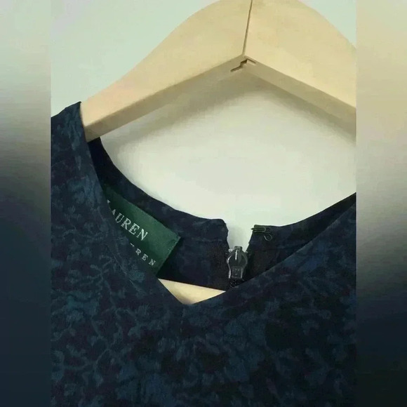 Ralph Lauren 100% Silk Black and Blue Floral Print Sleeveless  Dress, Size 6 - Picture 4 of 8